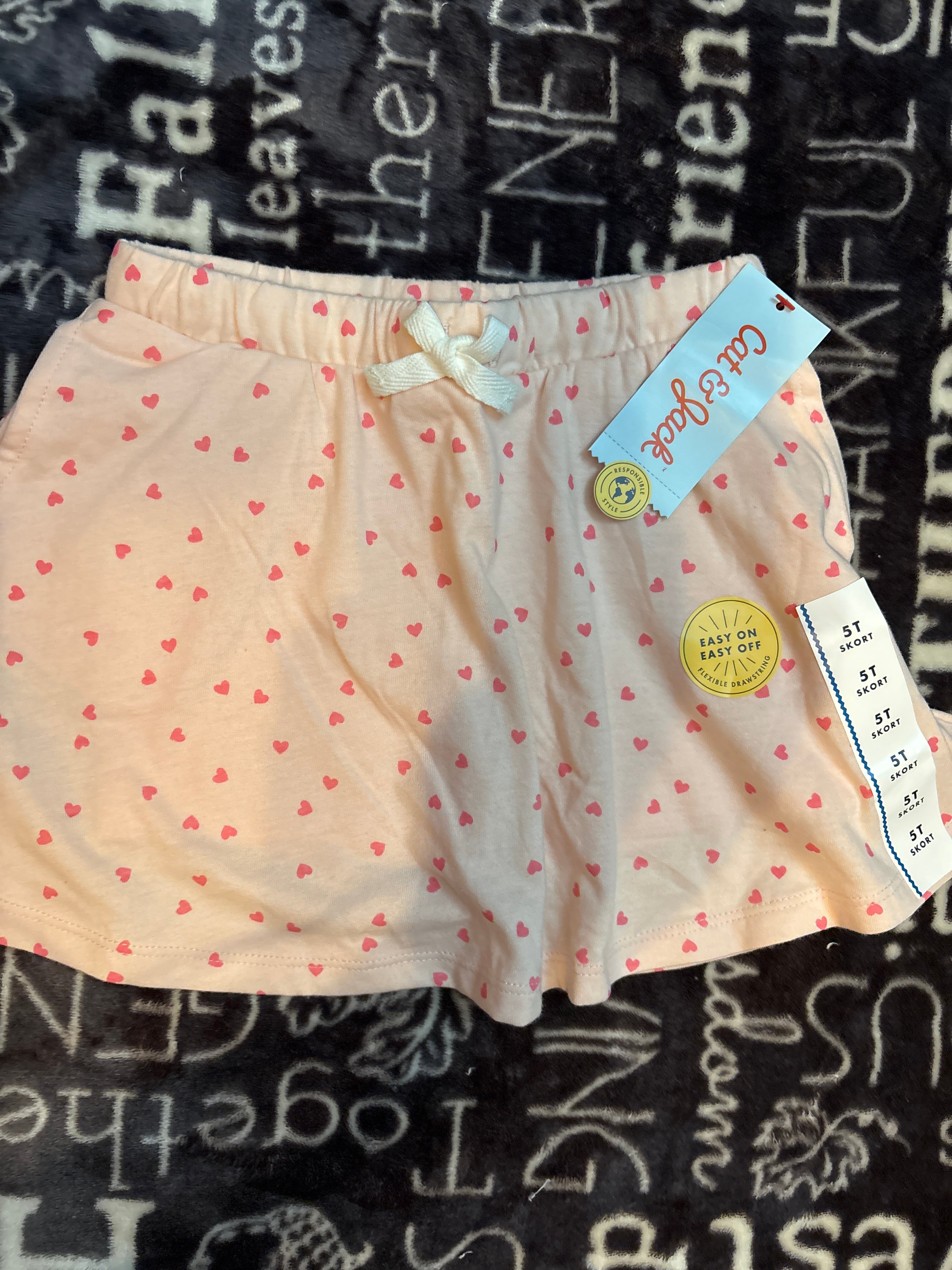 Cat & Jack Girls Pink Heart Print Skort, Size 5T