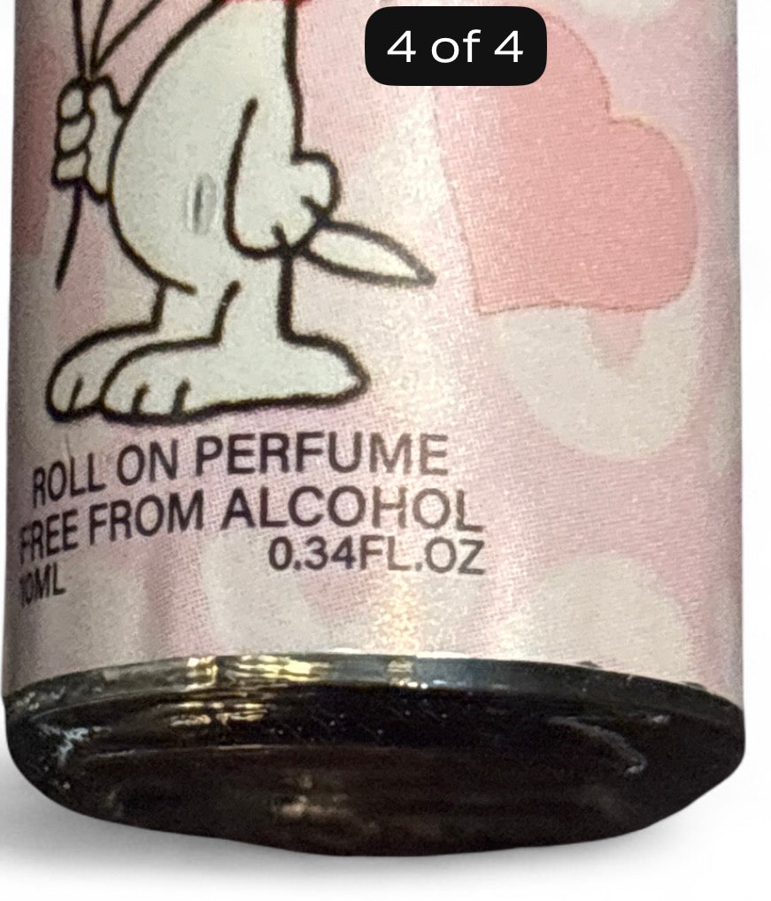 Miniso Peanuts Snoopy 'Mom' Alcohol-Free Roll-On Perfume 10ml/0.34 fl oz