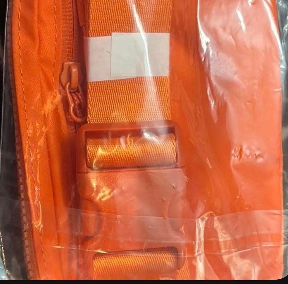 Lululemon Everywhere Belt Bag 1L Orange