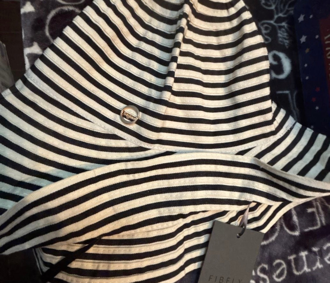 FIBFLX Packable Striped Wide-Brim Bucket Hat
